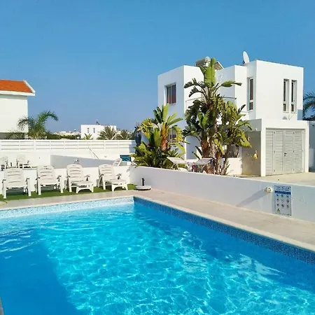 Villa Dreamy Villas With Swimming Pool In Pervolia